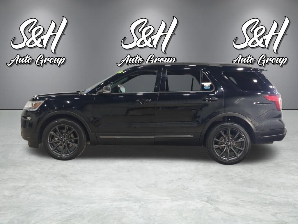 Used 2018 Ford Explorer XLT w/ XLT Appearance Package image 20