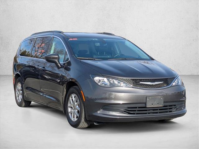 Used 2020 Chrysler Voyager Lxi image 3