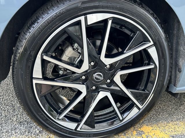 Used 2024 Nissan Sentra SR w/ SR Premium Package image 12