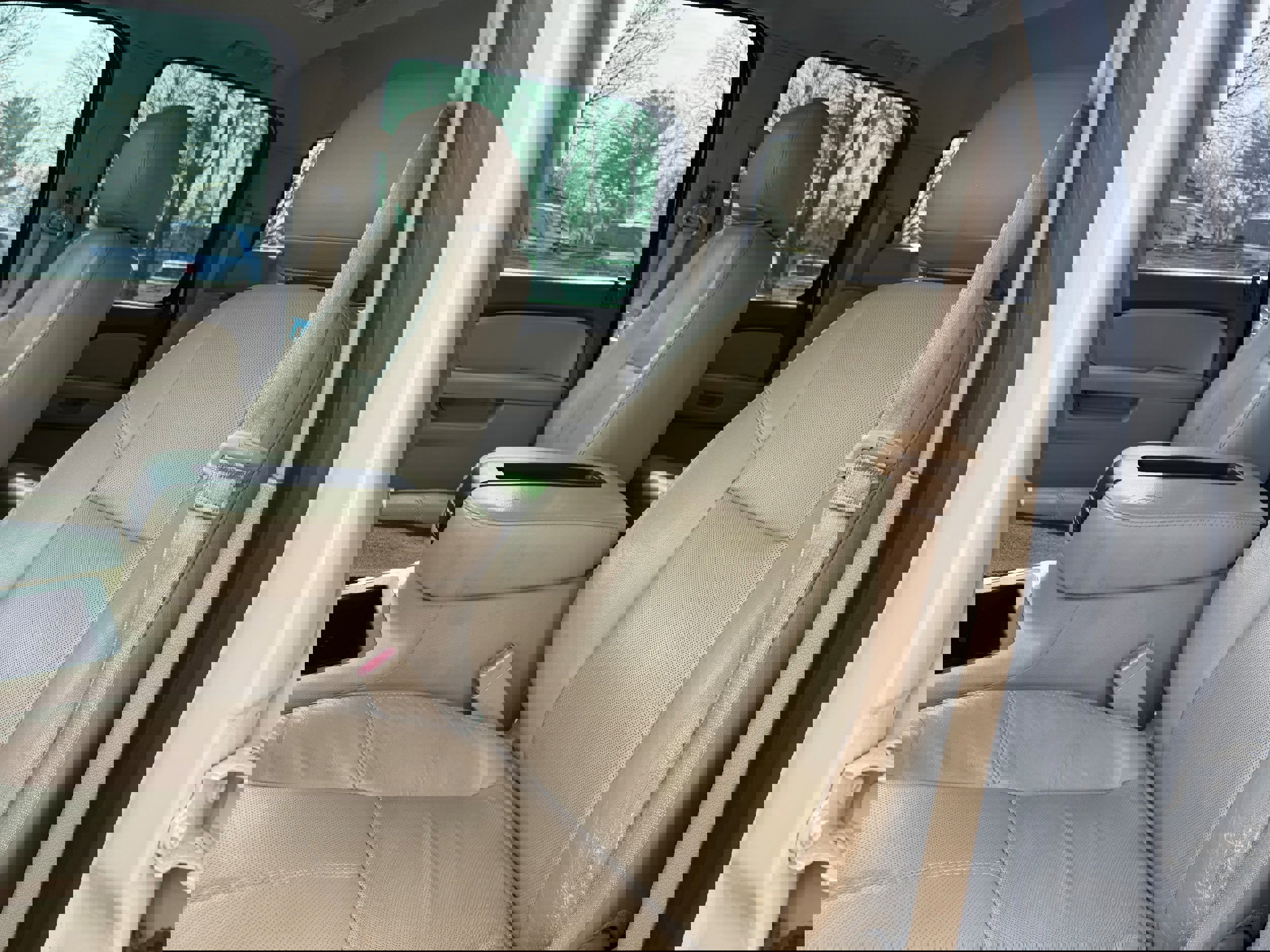 Used 2014 Chevrolet Silverado 3500 LTZ w/ LTZ Plus Package image 12