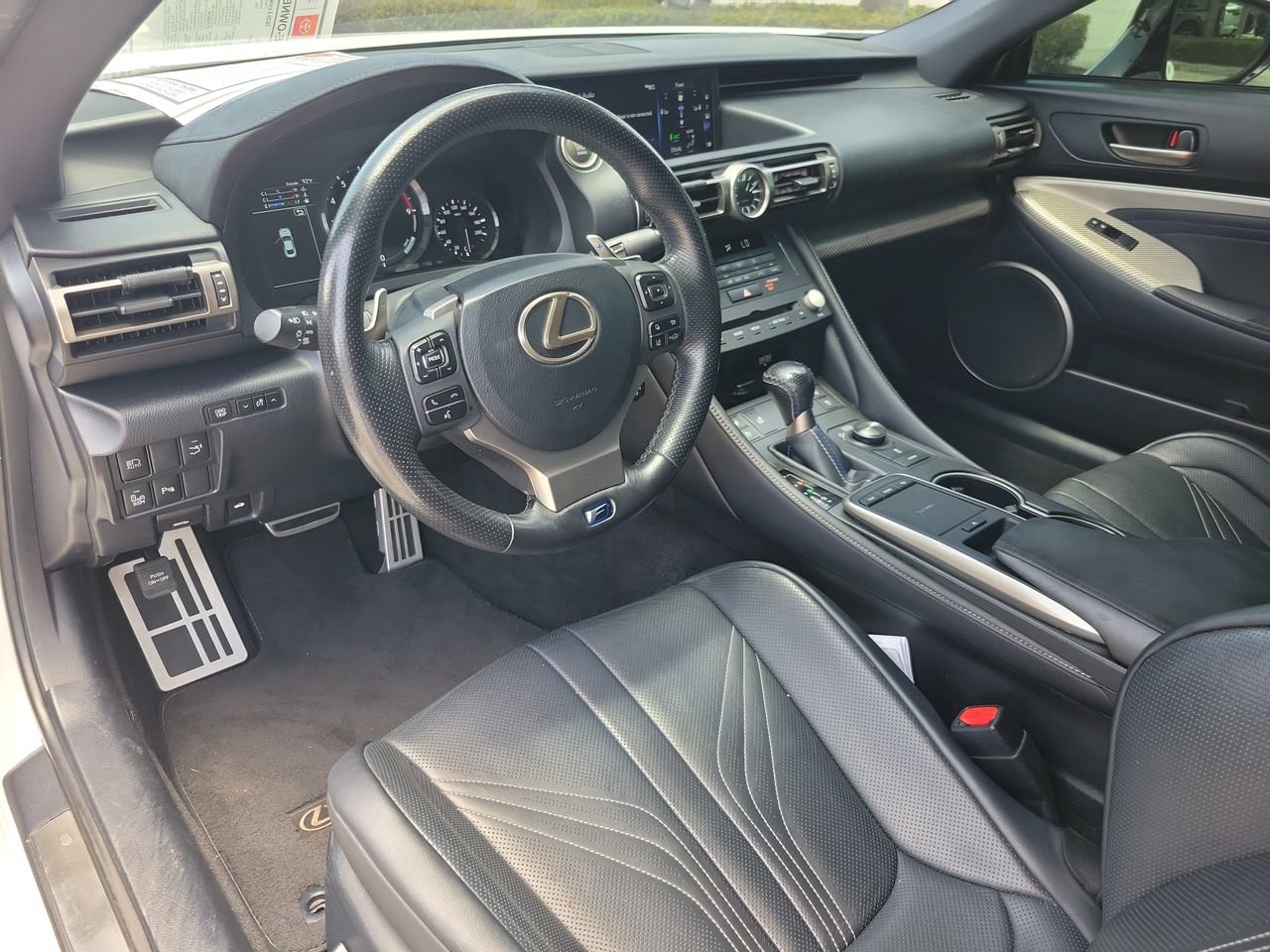 Used 2020 Lexus RC F w/ Premium Package RWD image 10