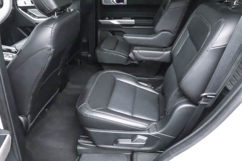 Used 2022 Ford Explorer Limited w/ Limited Technology Package image 21