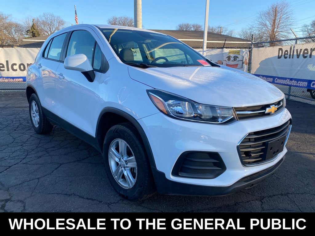 Used 2019 Chevrolet Trax LS image 1