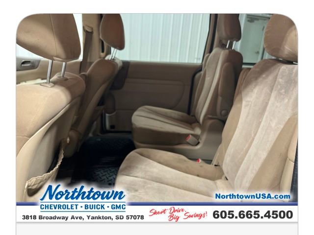 Used 2012 Kia Sedona LX image 22