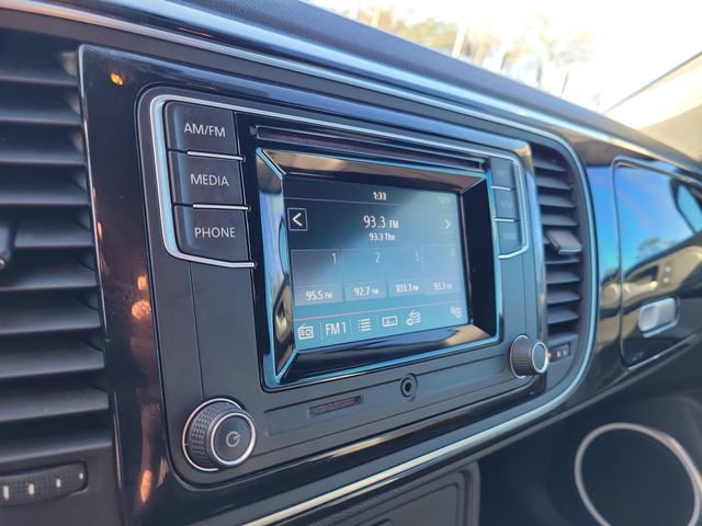 Used 2016 Volkswagen Beetle 1.8T Denim image 20