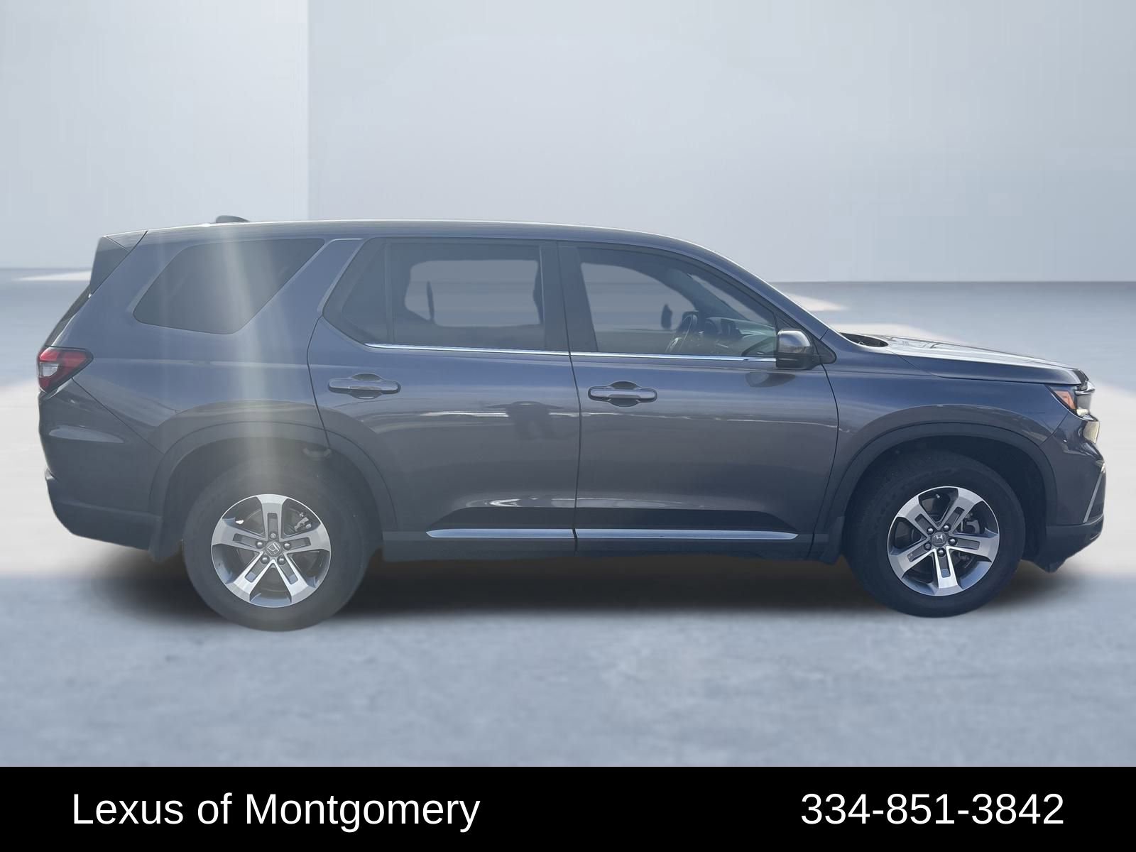 Used 2023 Honda Pilot EX-L image 6