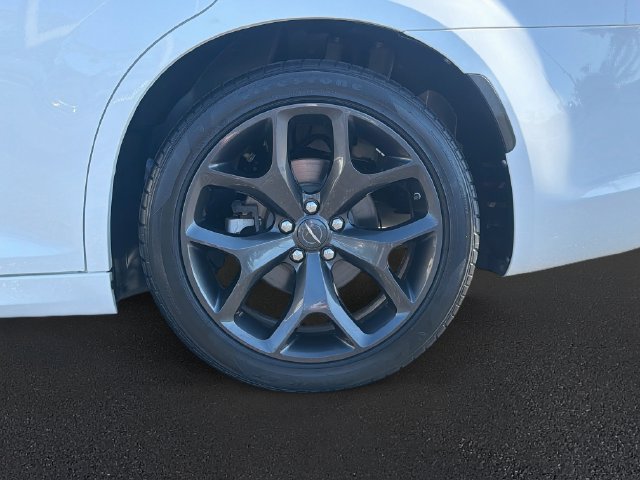 Used 2023 Chrysler 300 Touring L w/ Popular Equipment Group RWD image 33