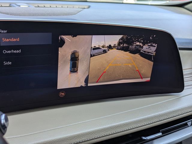 Used 2025 Cadillac XT4 Premium Luxury image 23