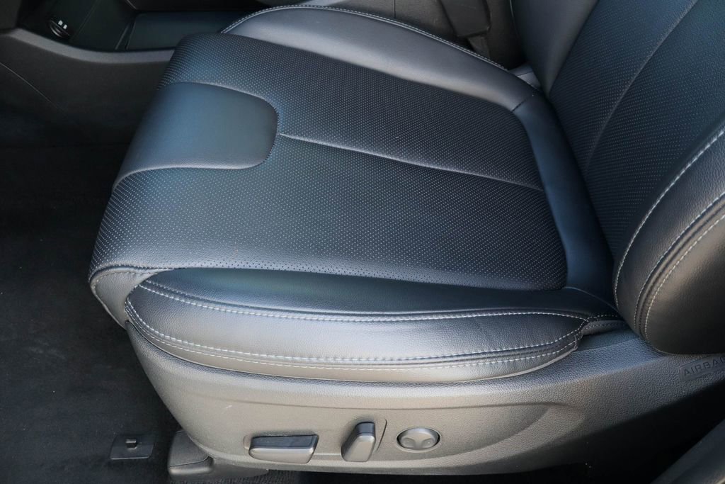 Used 2023 Hyundai Santa Fe SEL w/ Premium Package FWD image 19