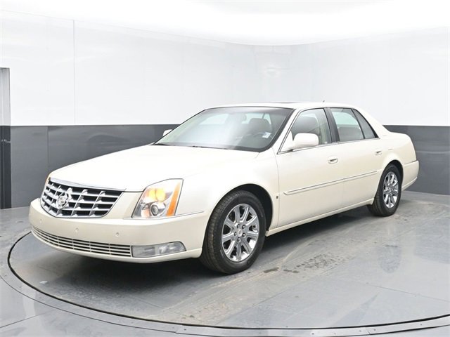 Used 2008 Cadillac DTS w/ Sun And Sound Package image 10