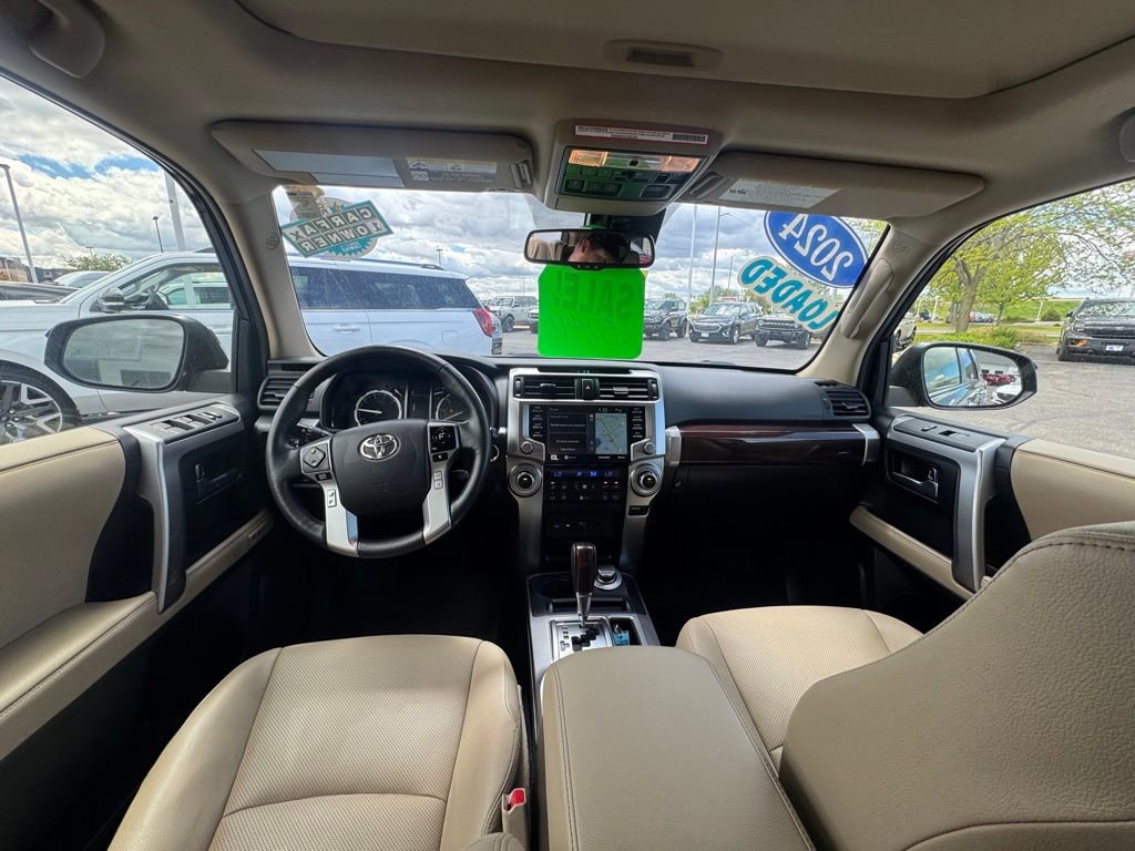Used 2024 Toyota 4Runner Limited AWD/4WD image 18