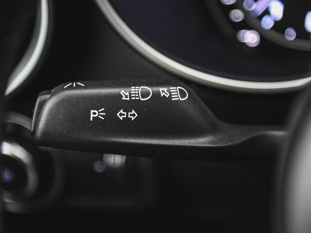 Used 2023 Alfa Romeo Stelvio Ti AWD/4WD image 22