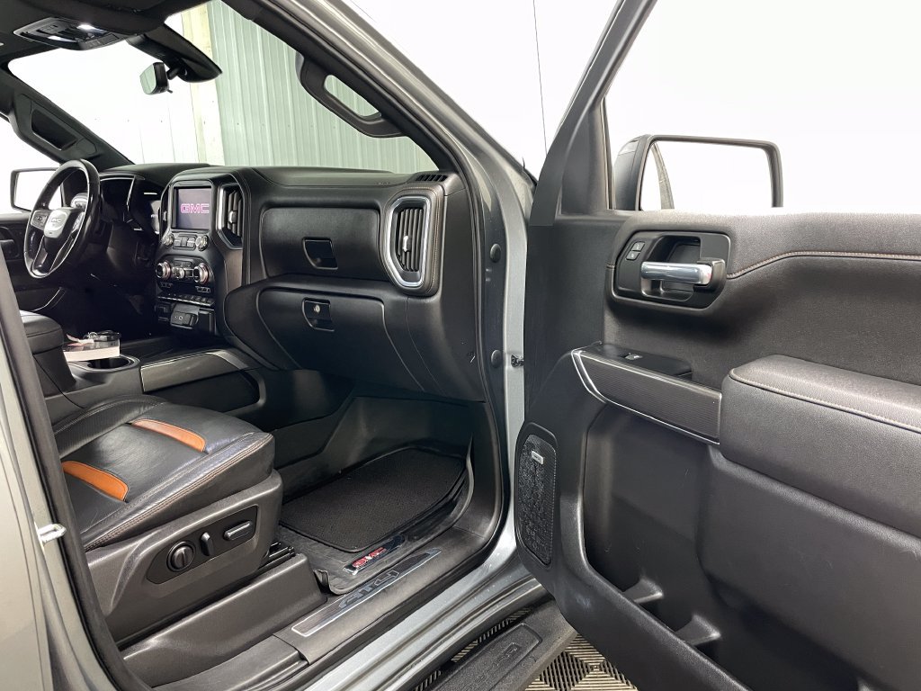 Certified 2022 GMC Sierra 1500 AT4 w/ AT4 Premium Package AWD/4WD image 39