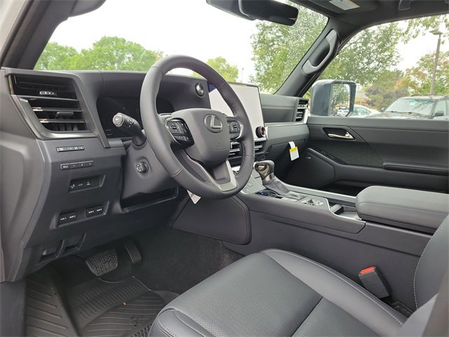 New 2025 Lexus GX 550 image 19