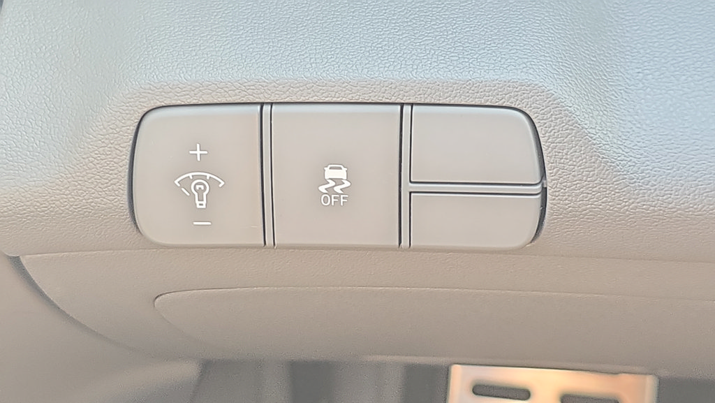 Certified 2026 Hyundai Elantra Sport FWD image 26