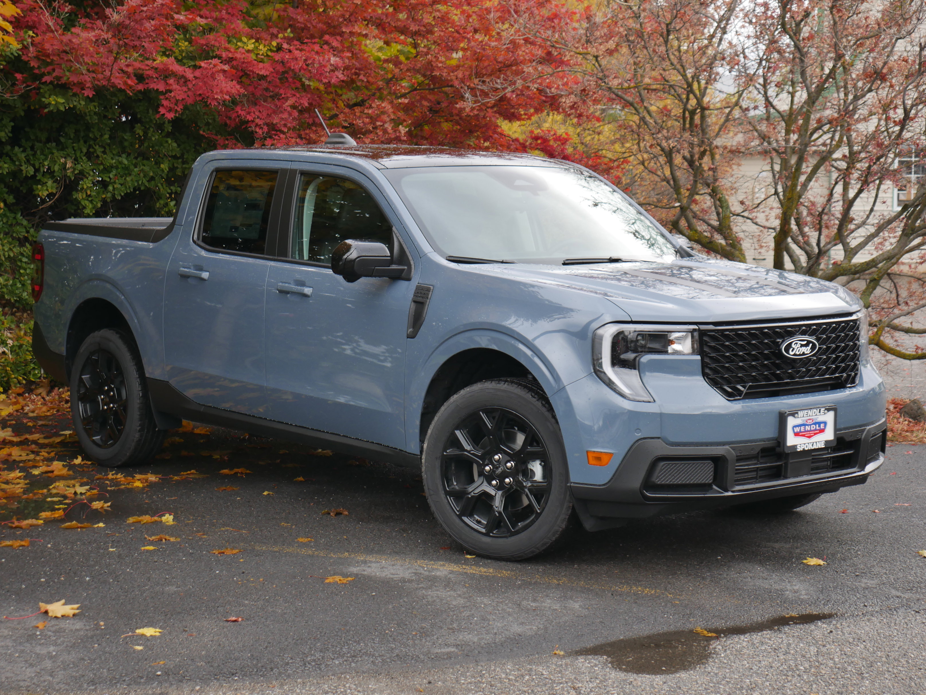 New 2025 Ford Maverick Lariat w/ Black Appearance Package image 32