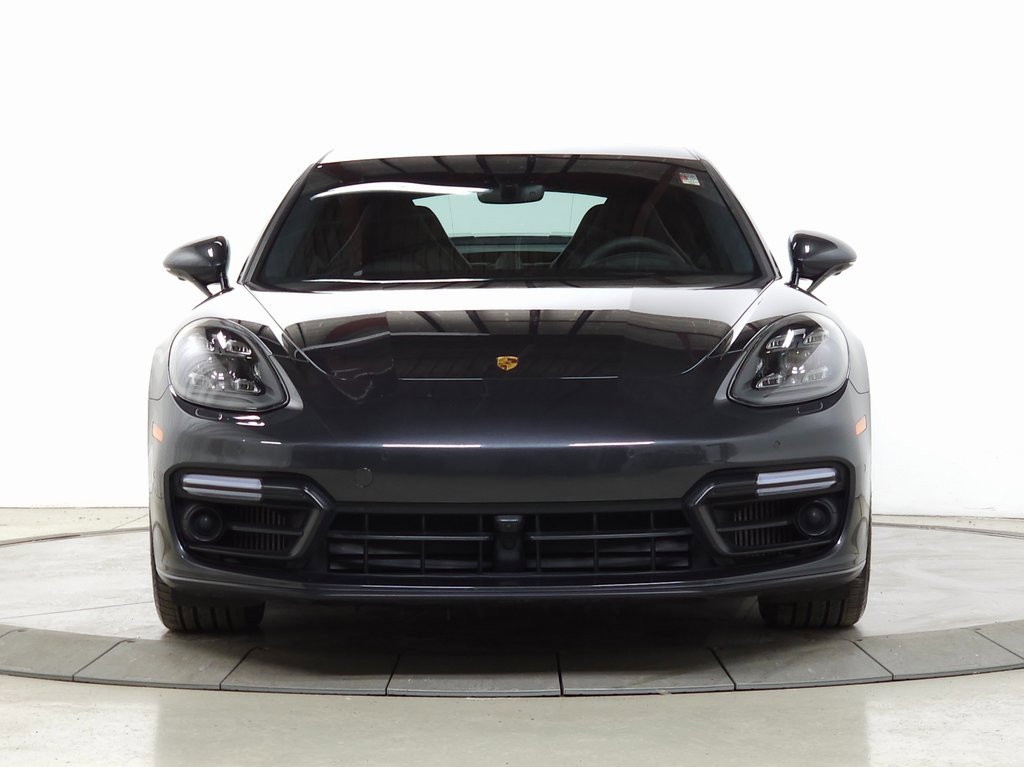 Used 2020 Porsche Panamera GTS image 2