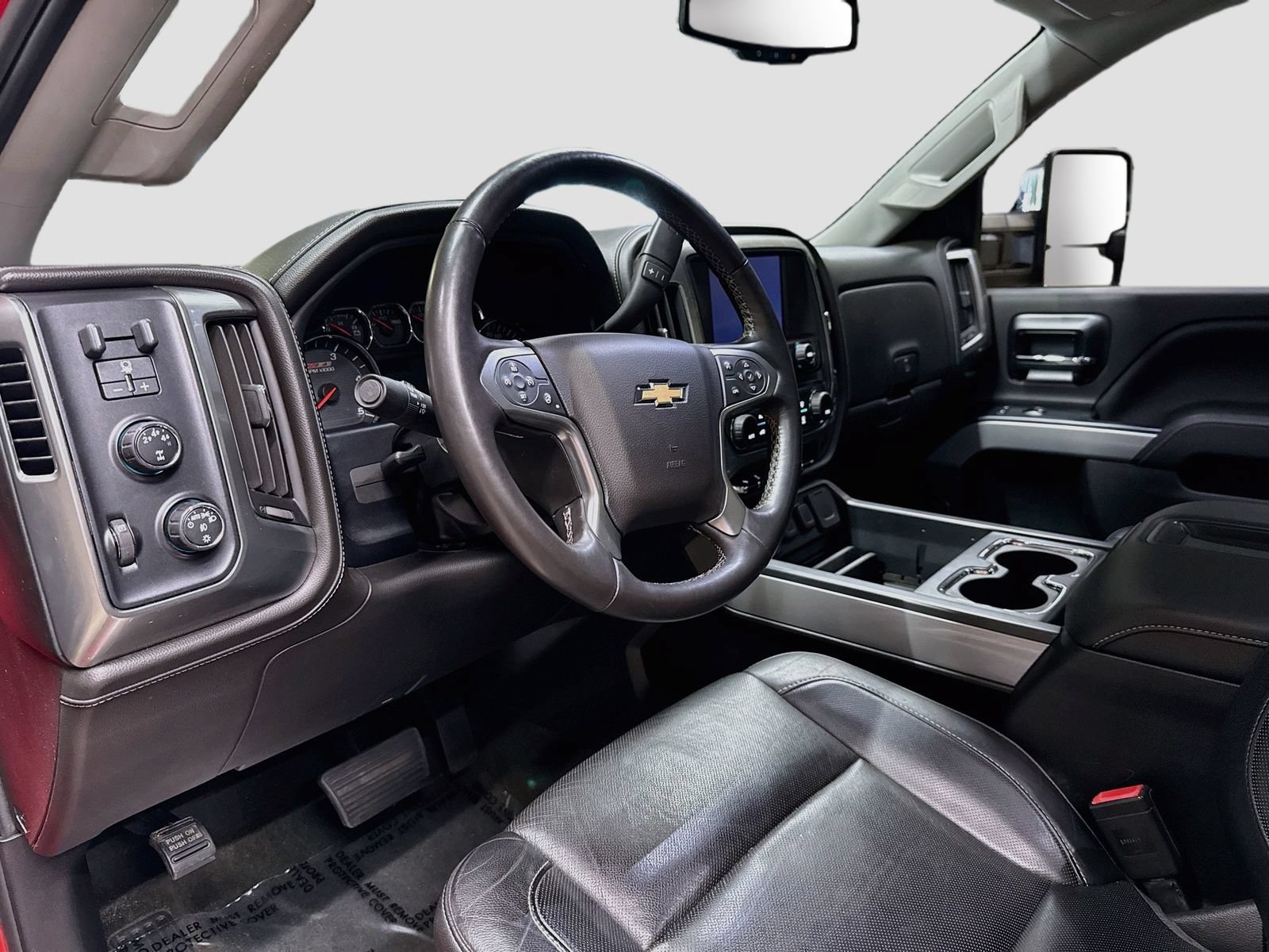 Used 2015 Chevrolet Silverado 2500 LTZ w/ LTZ Plus Package AWD/4WD image 11