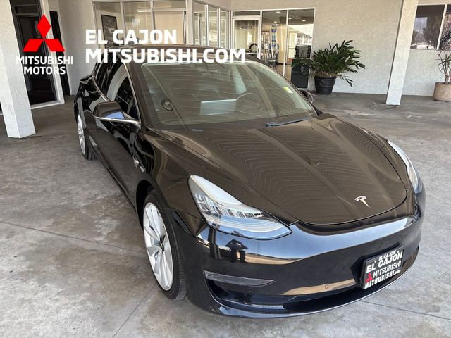 Used 2018 Tesla Model 3 Long Range RWD image 1