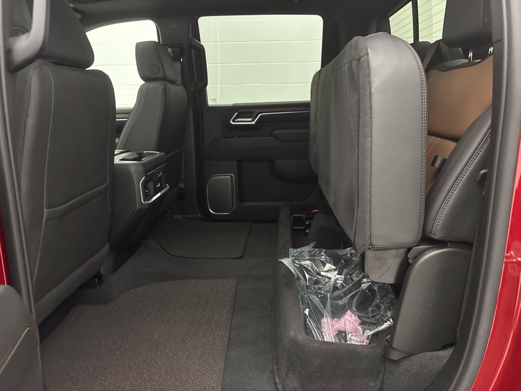 Used 2025 Chevrolet Silverado 2500 High Country w/ High Country Premium Package AWD/4WD image 61