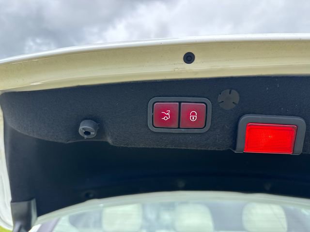 Used 2016 Mercedes-Benz C 300 4MATIC Sedan image 22