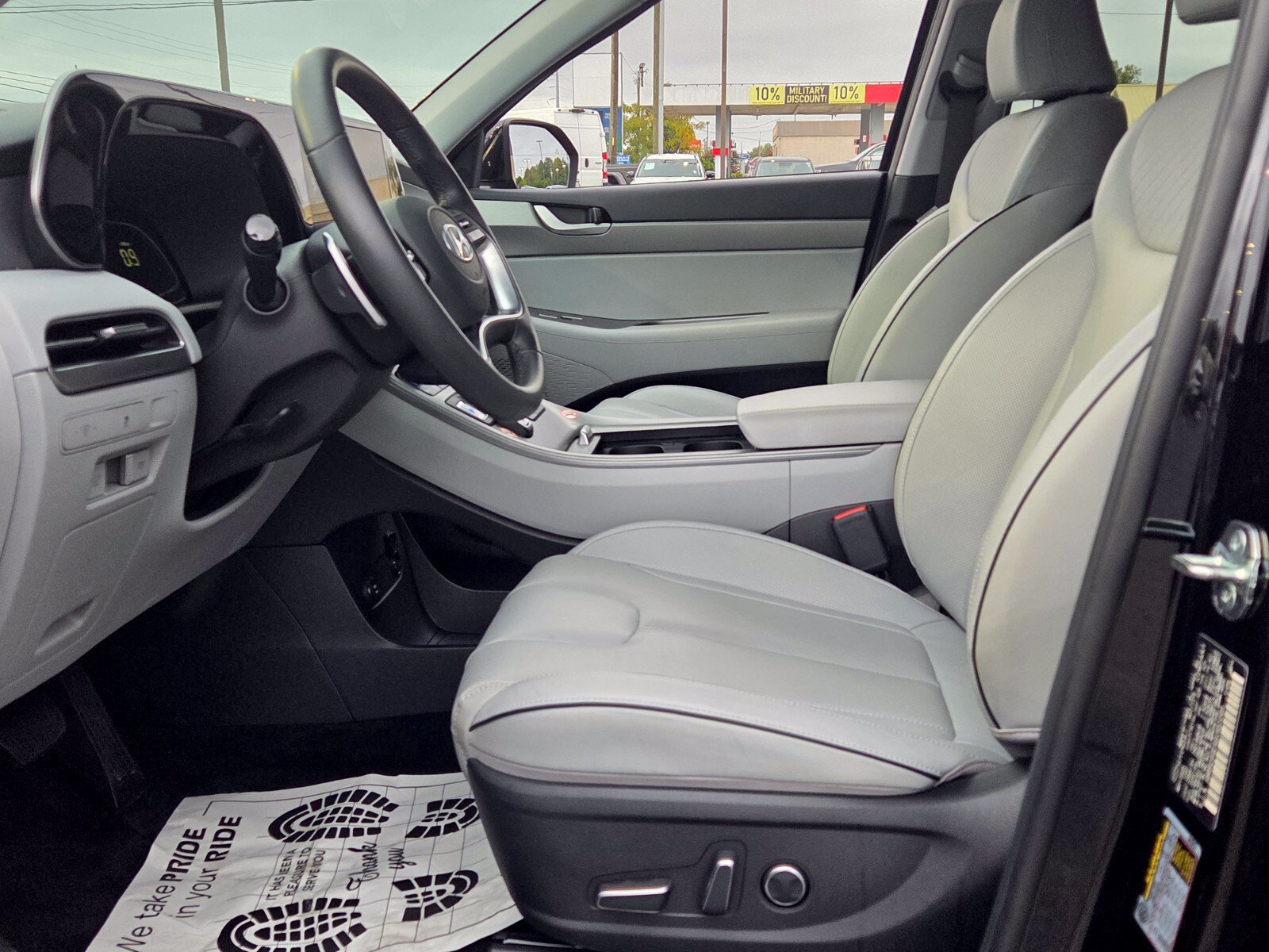 Certified 2025 Hyundai Palisade SEL FWD image 5