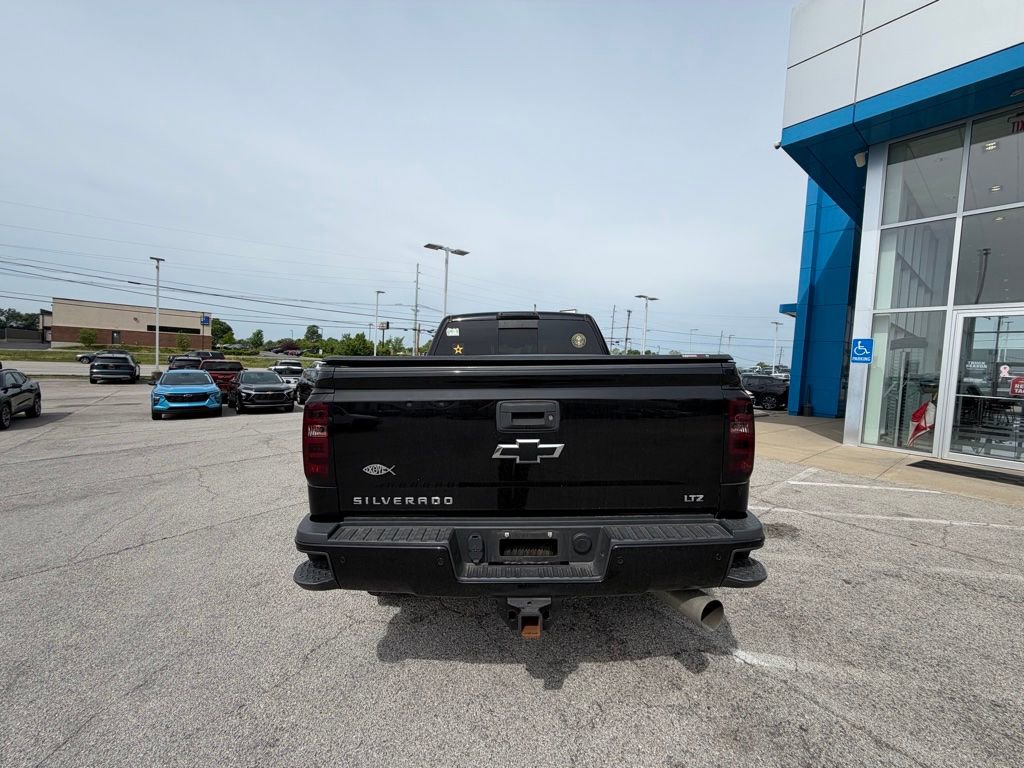 Used 2018 Chevrolet Silverado 2500 LTZ w/ Duramax Plus Package AWD/4WD image 6