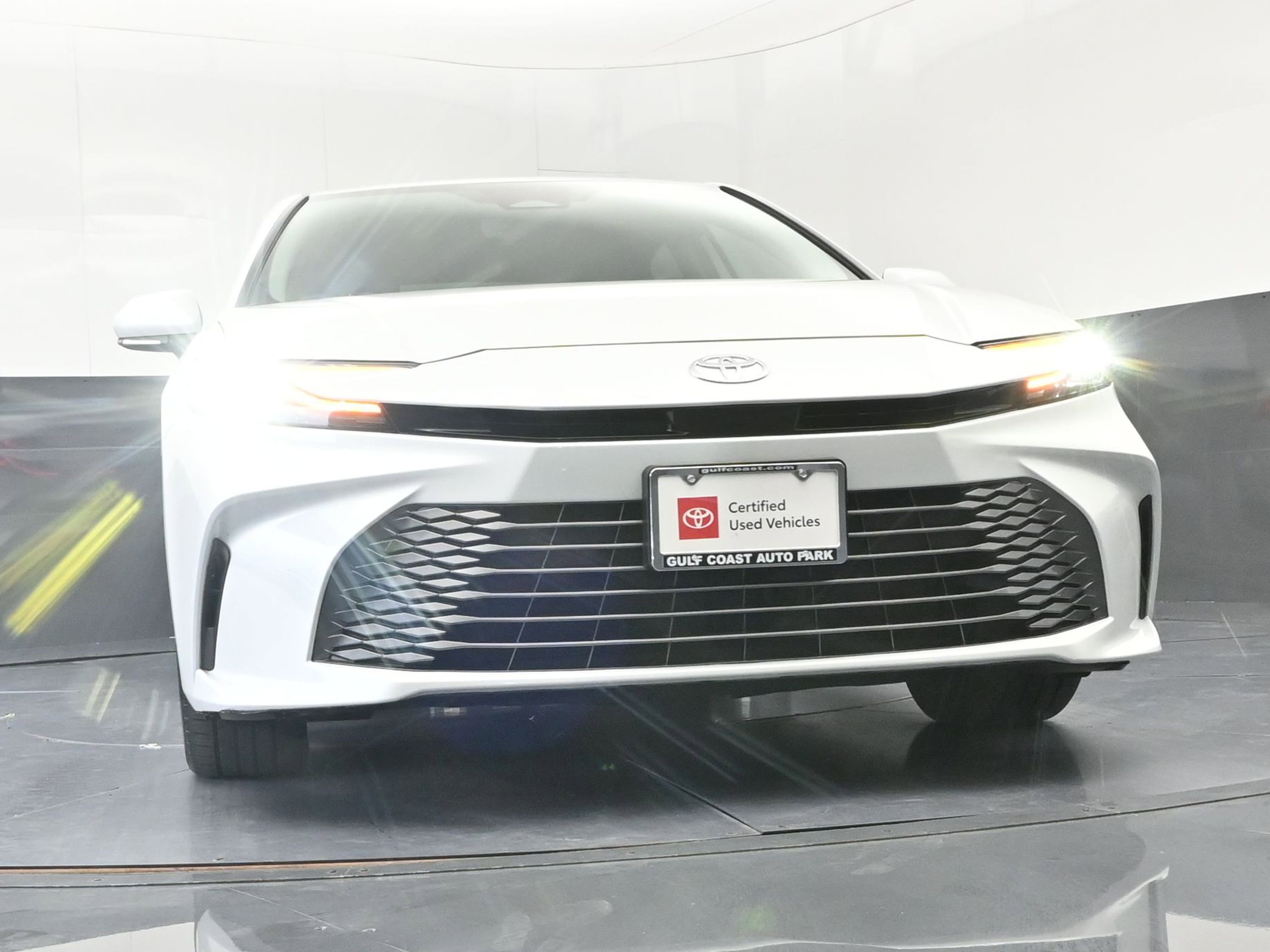 Certified 2025 Toyota Camry XLE image 30