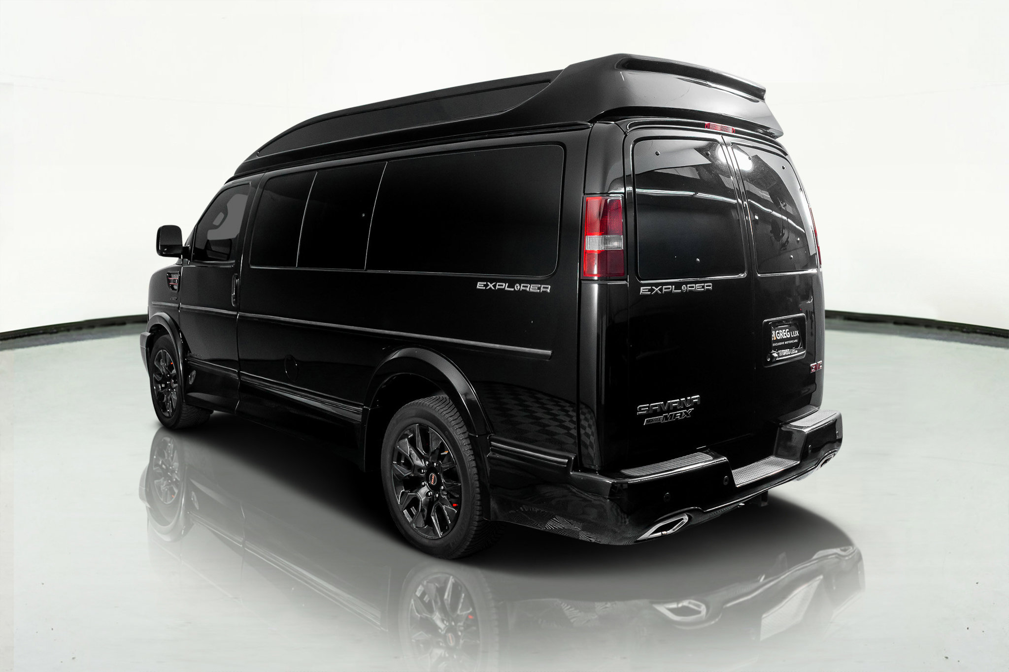 Used 2023 GMC Savana 2500 Conversion Van image 15