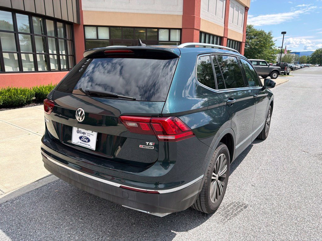 Used 2018 Volkswagen Tiguan SEL AWD/4WD image 7
