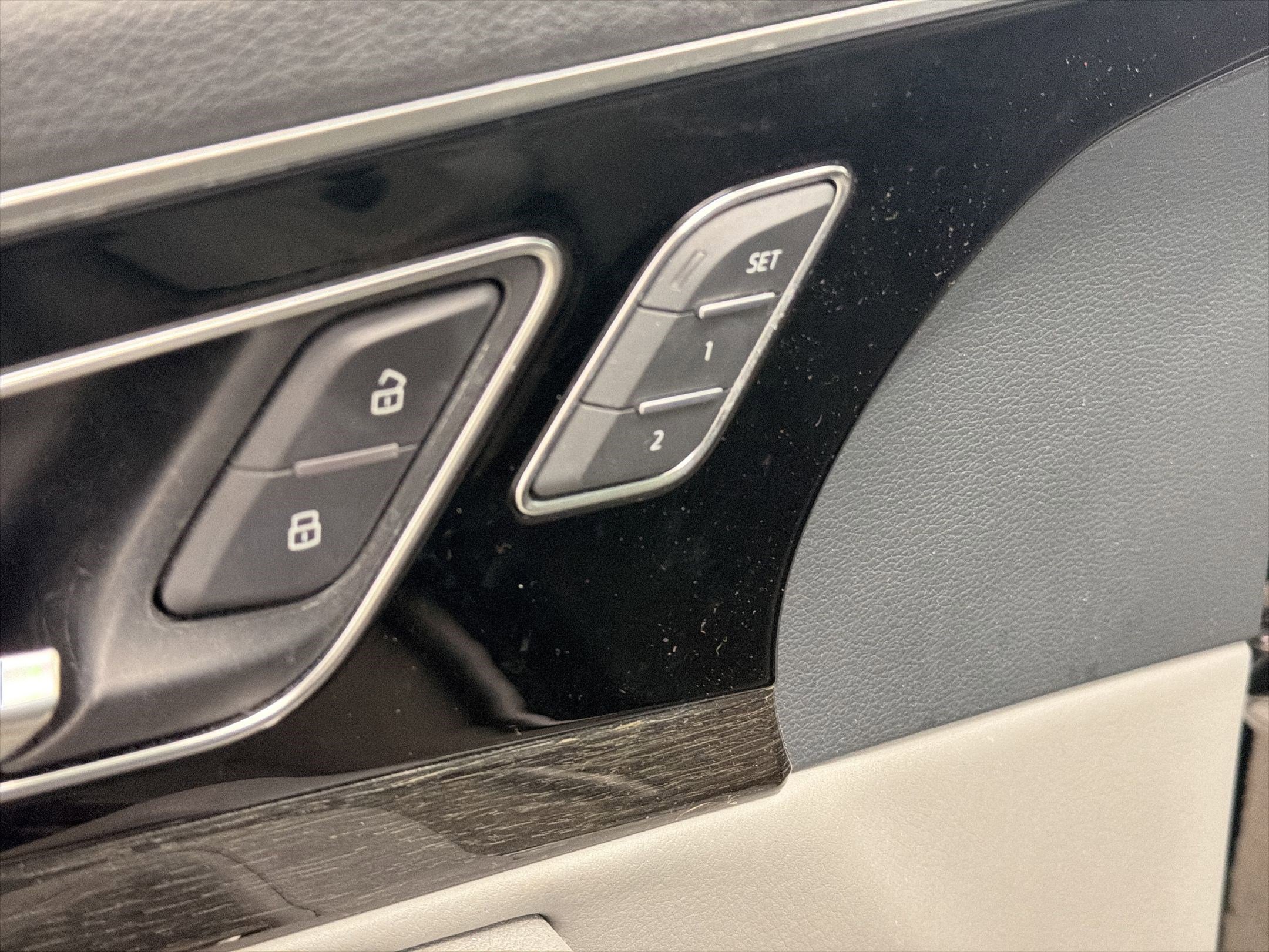 Used 2019 Audi Q7 3.0T Premium Plus image 12