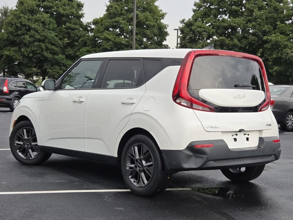 Used 2022 Kia Soul EX FWD image 22