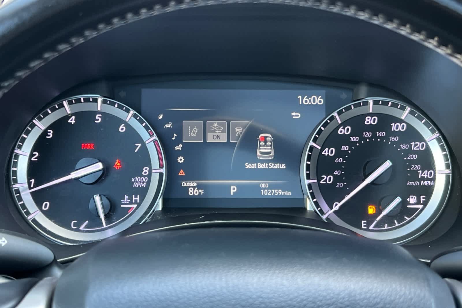 Used 2022 Toyota Highlander Platinum AWD/4WD image 31