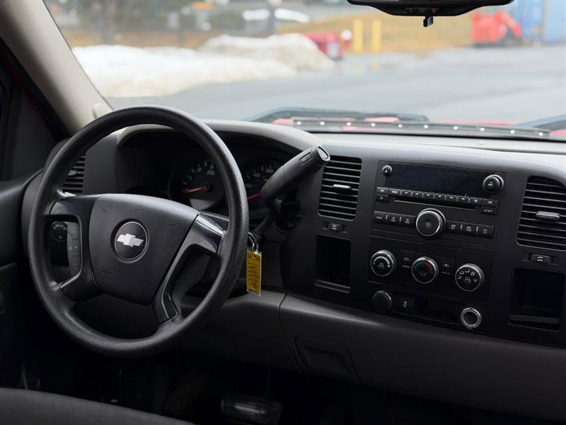 Used 2013 Chevrolet Silverado 1500 LS image 29