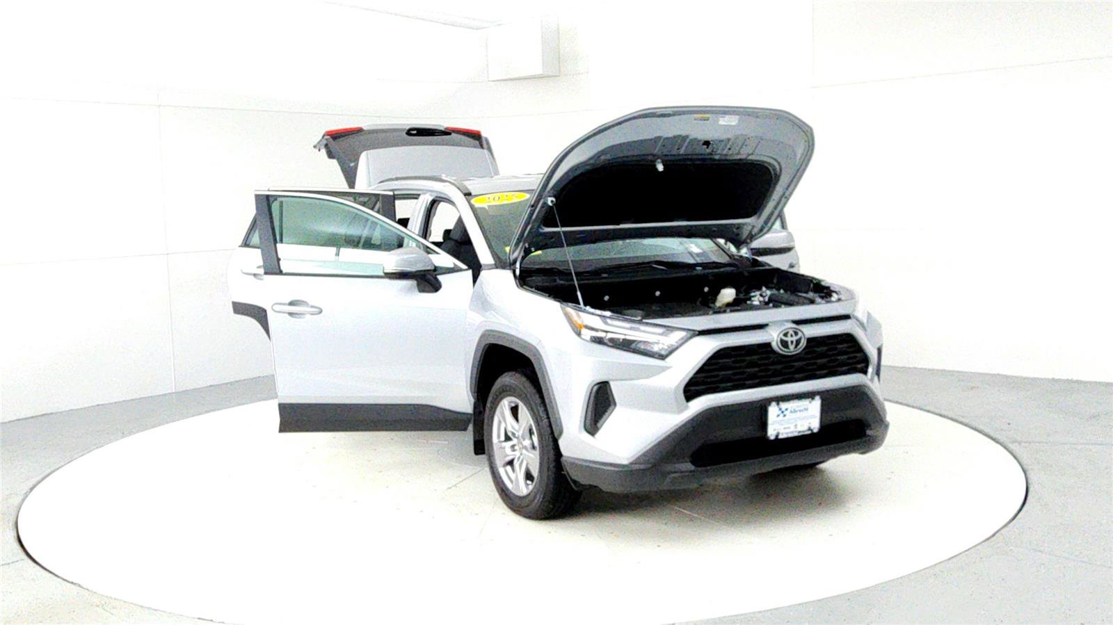 Certified 2025 Toyota RAV4 XLE image 9