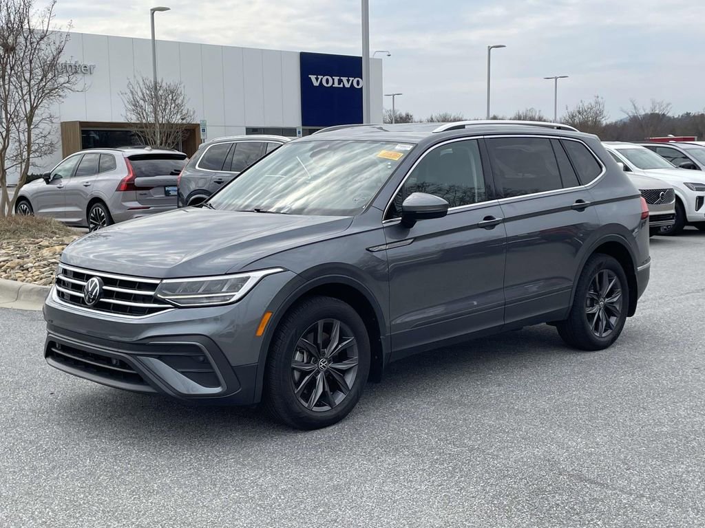 Used 2023 Volkswagen Tiguan SE image 23