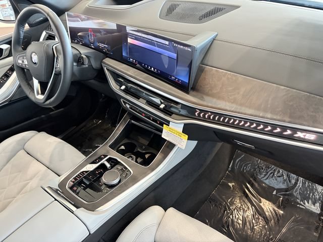 Used 2026 BMW X5 xDrive40i w/ Climate Comfort Package AWD/4WD image 11