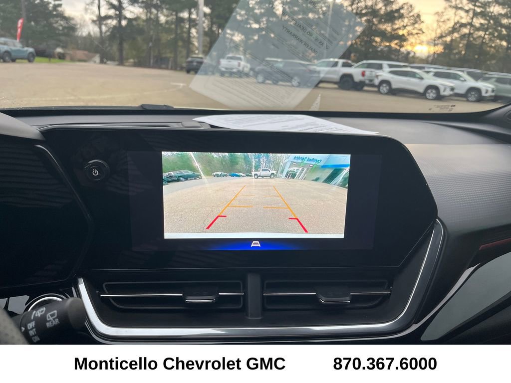 Used 2024 Chevrolet Trax RS w/ Driver Confidence Package FWD image 15