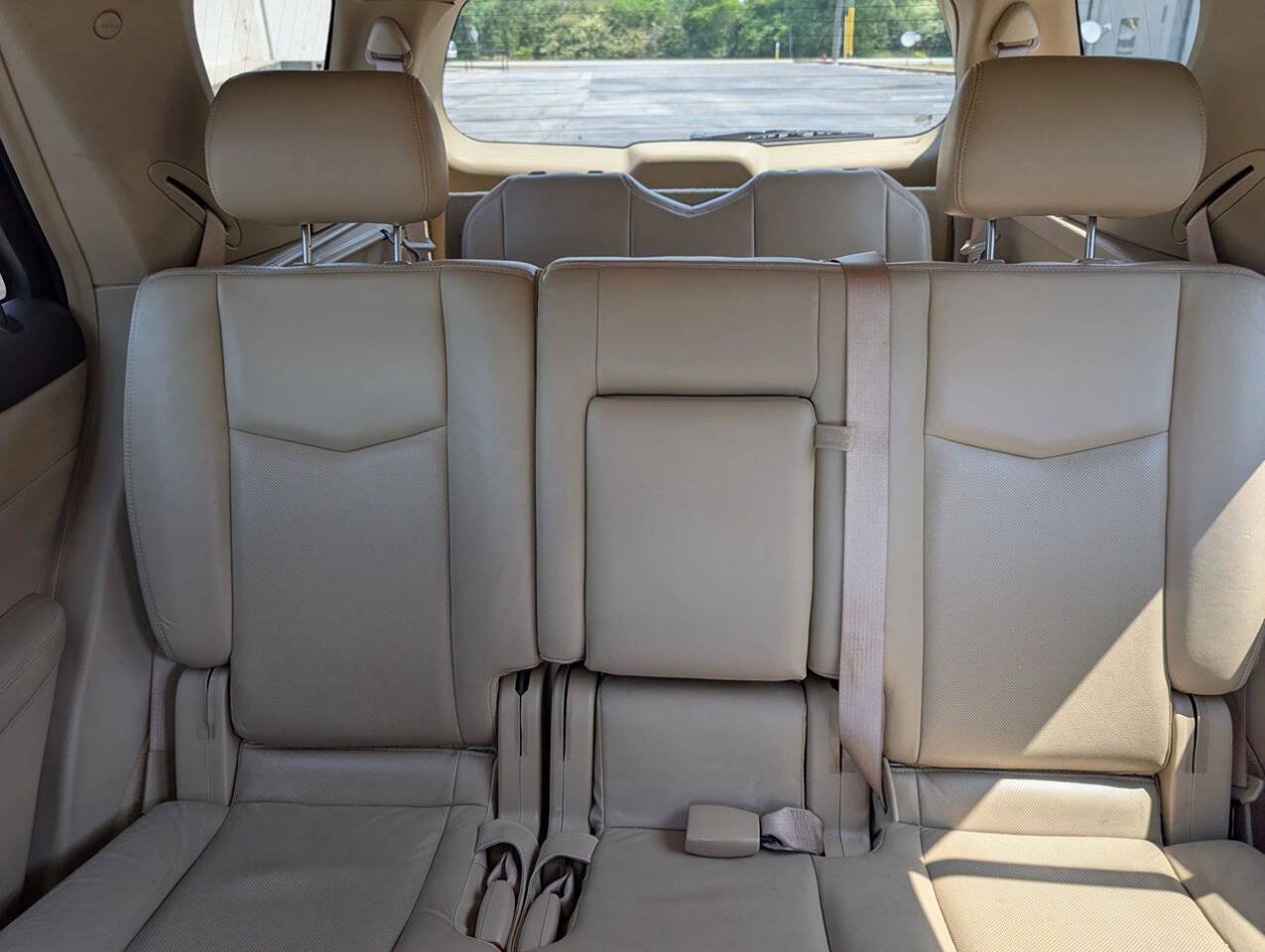 Used 2009 Cadillac SRX AWD w/ Third Row Seating Package image 19