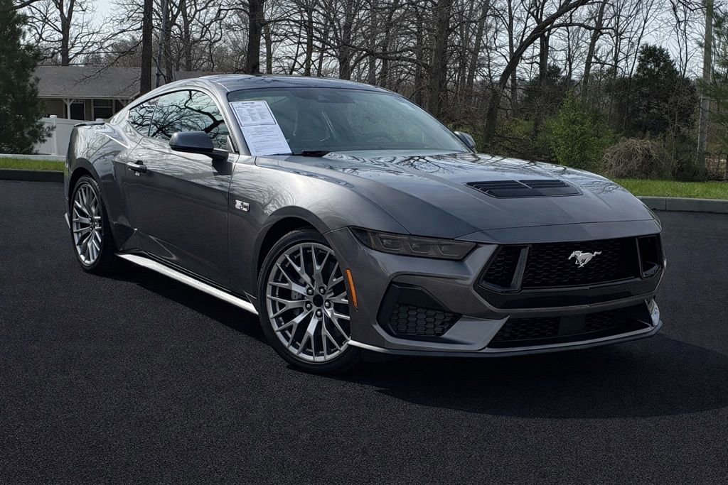 Used 2025 Ford Mustang GT Premium image 1