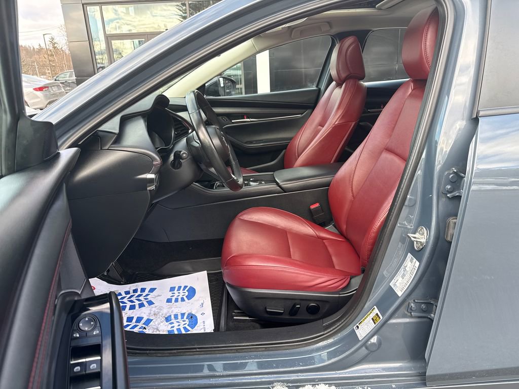 Used 2024 MAZDA MAZDA3 s image 22