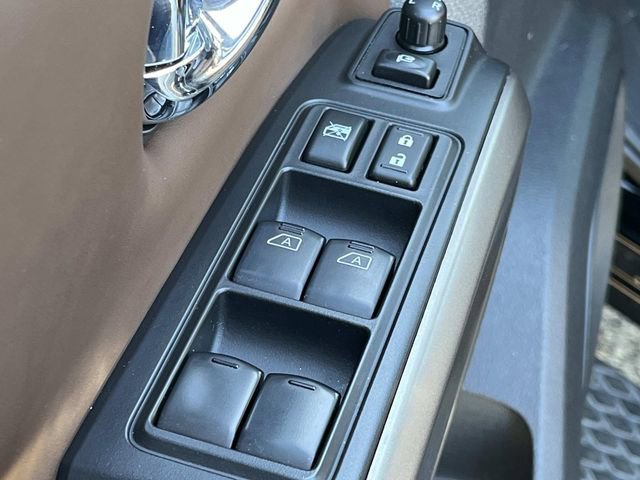 Used 2021 Nissan Titan Platinum Reserve w/ Moonroof Package AWD/4WD image 33