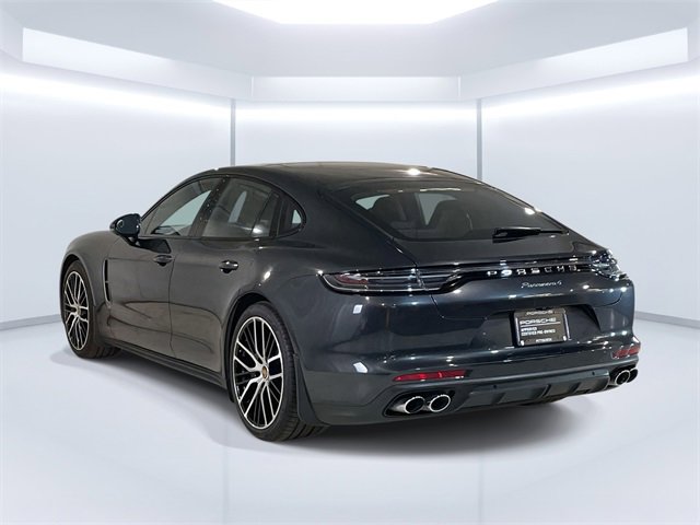 Used 2023 Porsche Panamera 4 Platinum Edition image 3