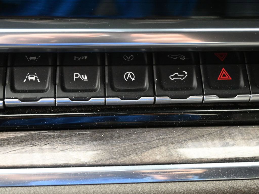 Used 2023 Chevrolet Silverado 1500 LTZ w/ LTZ Premium Package image 22