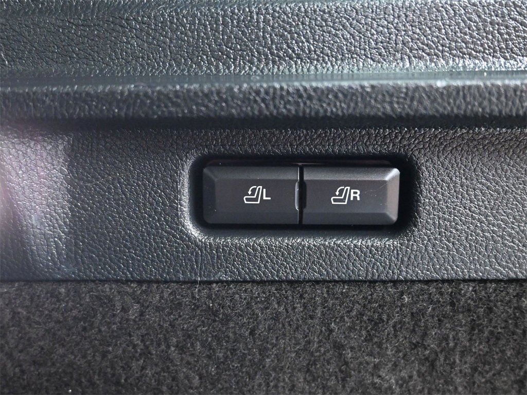 Used 2021 Lincoln Corsair AWD w/ Premium Package image 53