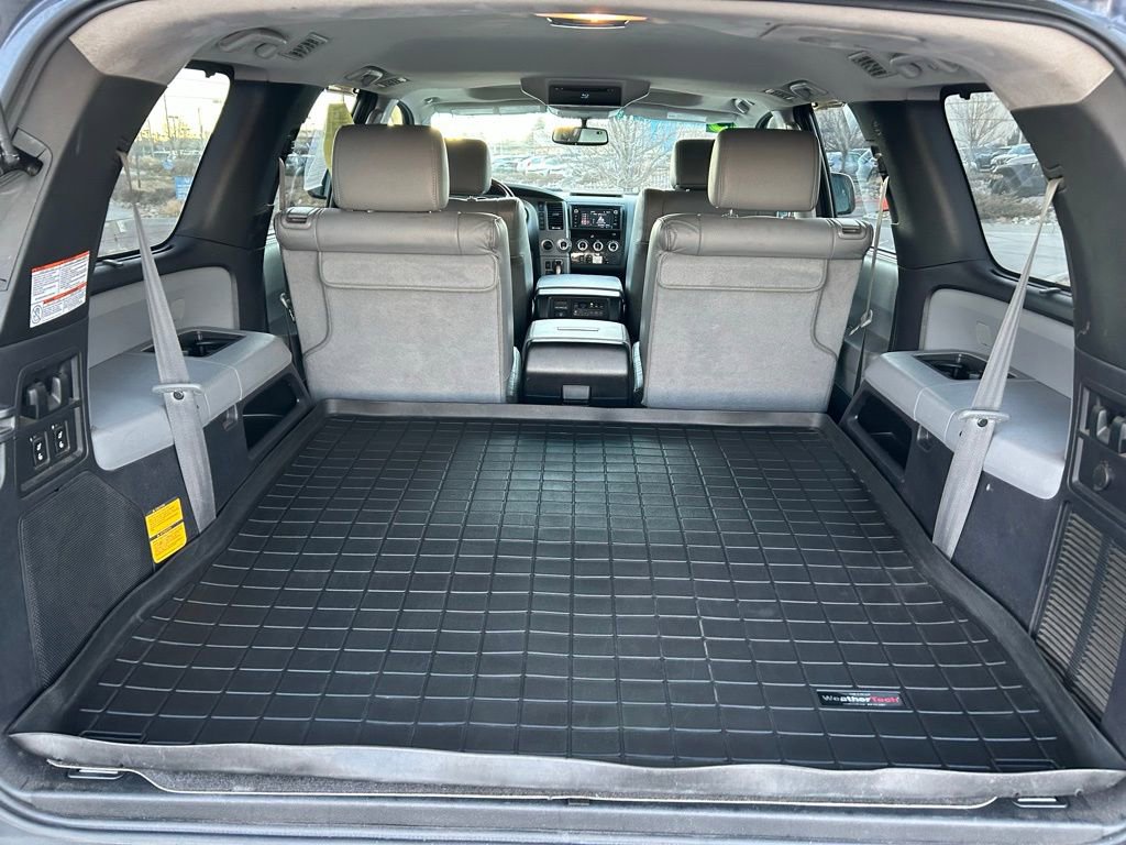 Used 2015 Toyota Sequoia Platinum image 27
