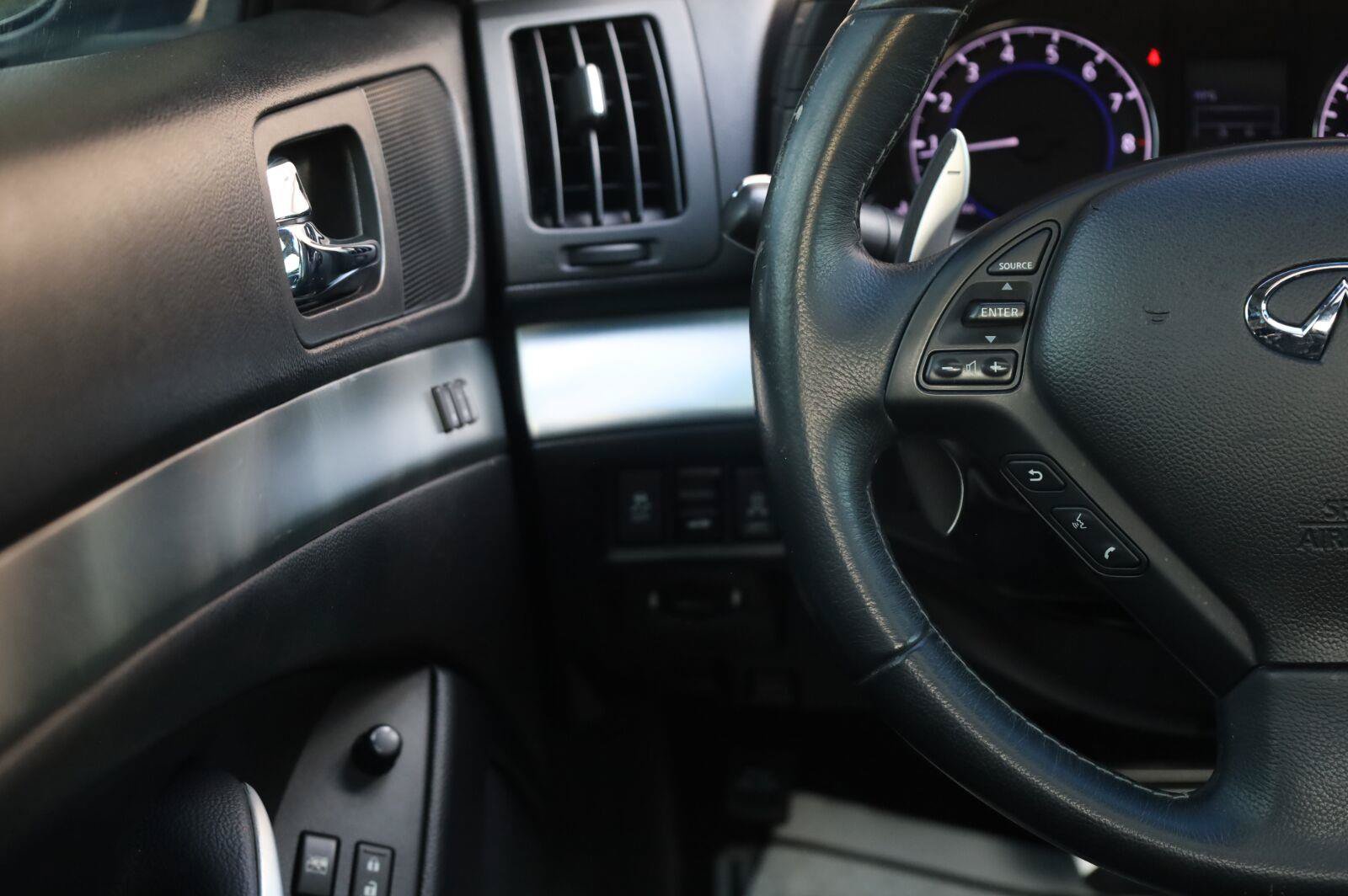 Used 2014 INFINITI Q60 Journey w/ Premium Package RWD image 25