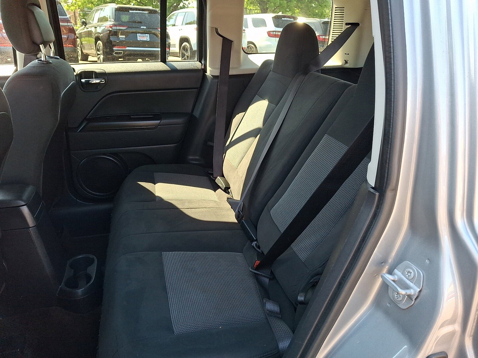 Used 2017 Jeep Patriot Latitude FWD image 10