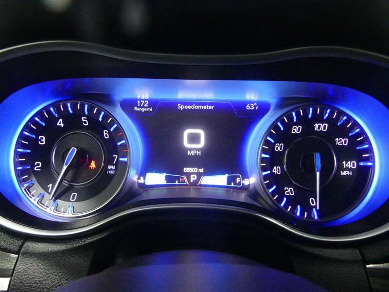 Used 2018 Chrysler 300 Touring w/ Driver Convenience Group AWD/4WD image 31