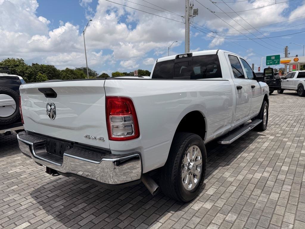 Used 2024 RAM 2500 Tradesman w/ Chrome Appearance Group AWD/4WD image 8